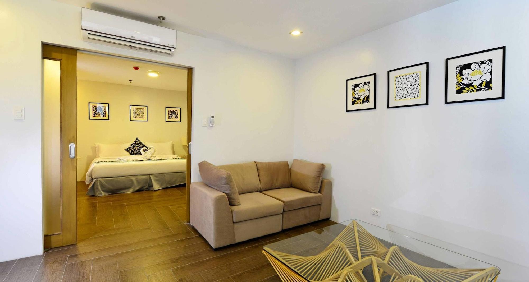 St Mark Hotel Cebu Екстер'єр фото