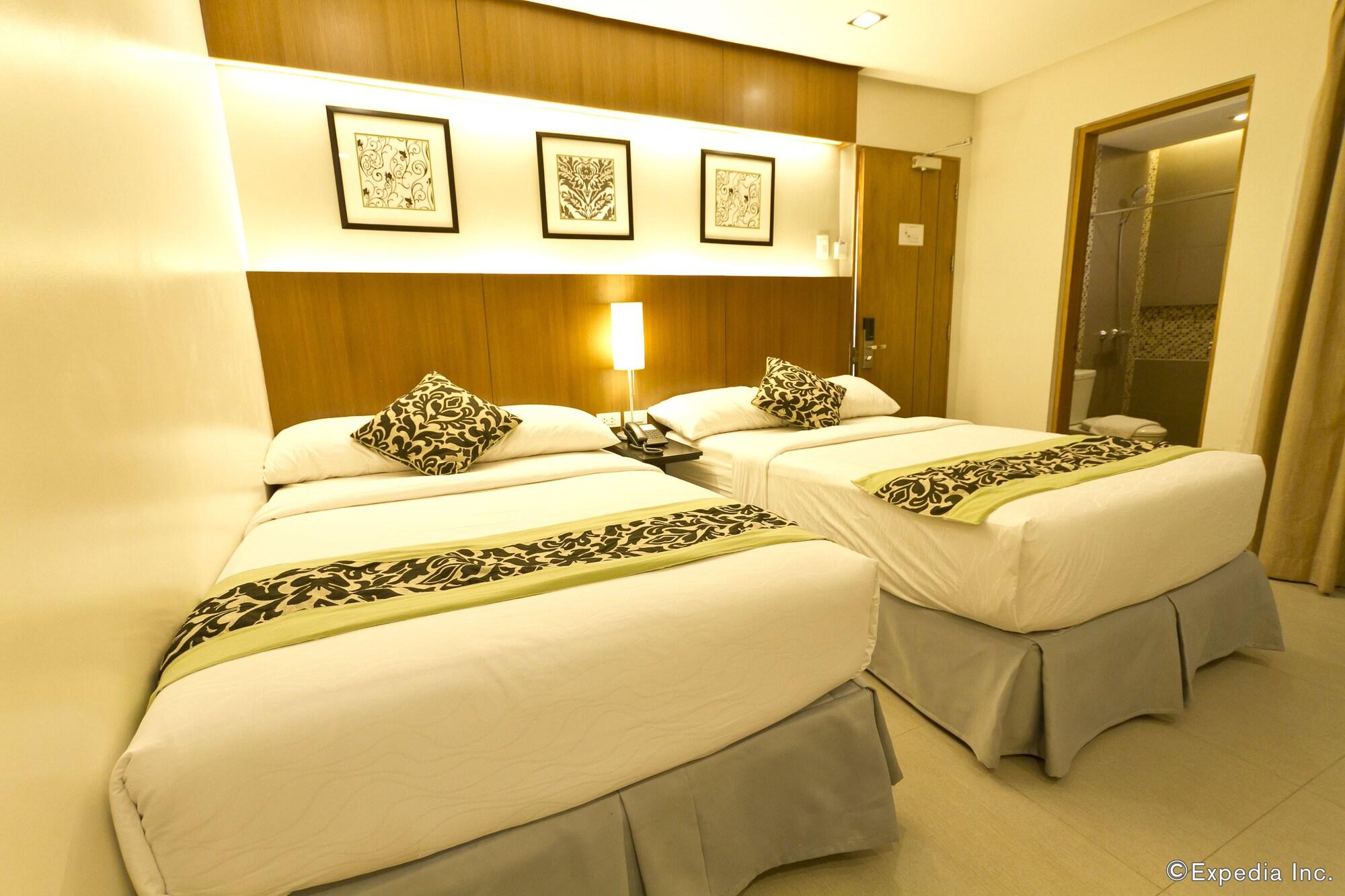 St Mark Hotel Cebu Екстер'єр фото