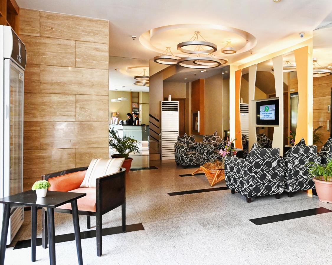 St Mark Hotel Cebu Екстер'єр фото