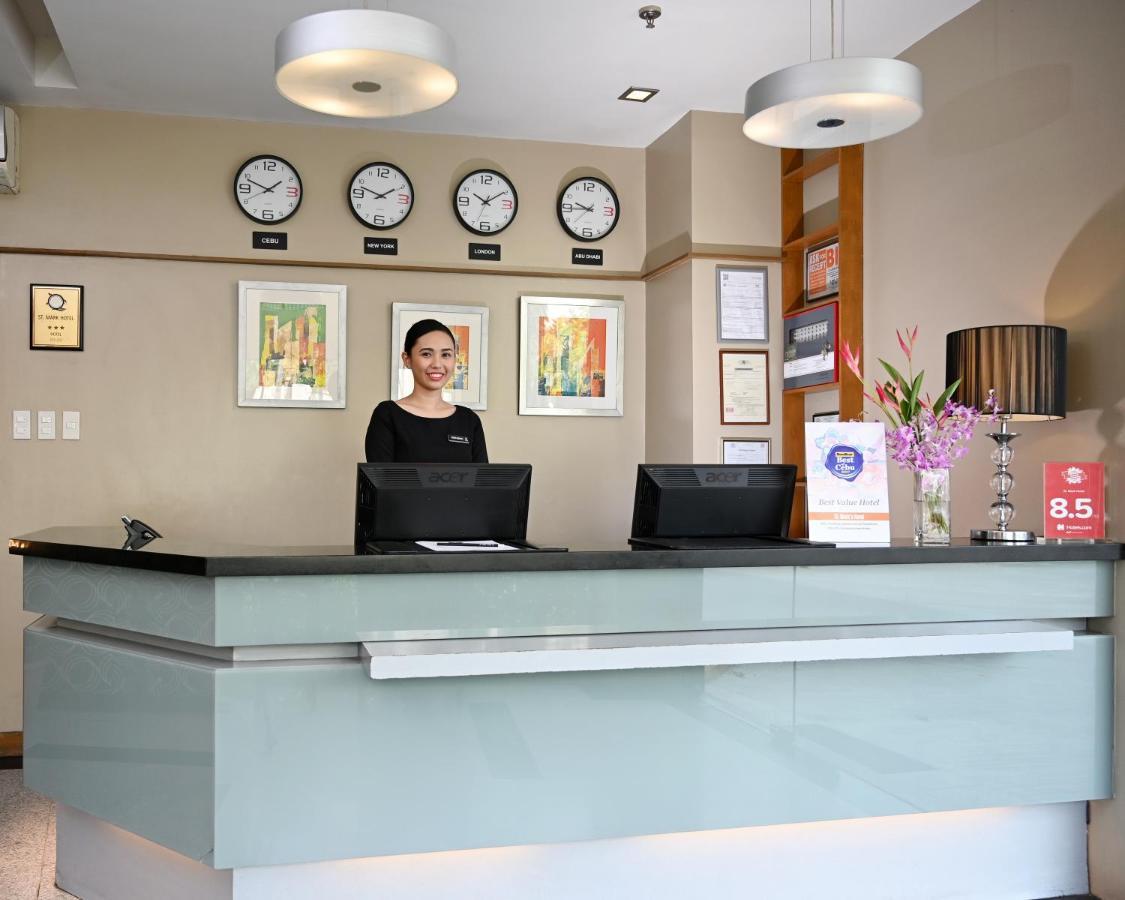 St Mark Hotel Cebu Екстер'єр фото